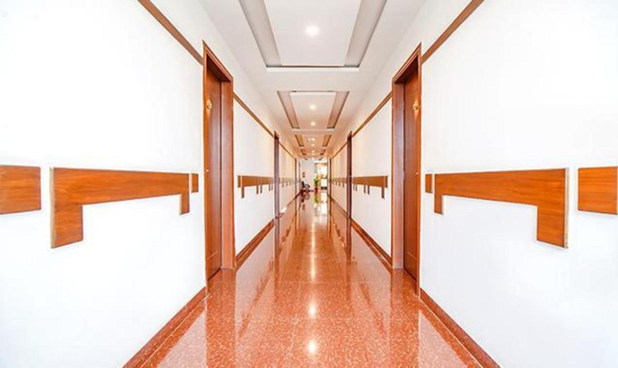 Fabhotel Emirates Suites - Sarjapur Road Бангалор Экстерьер фото