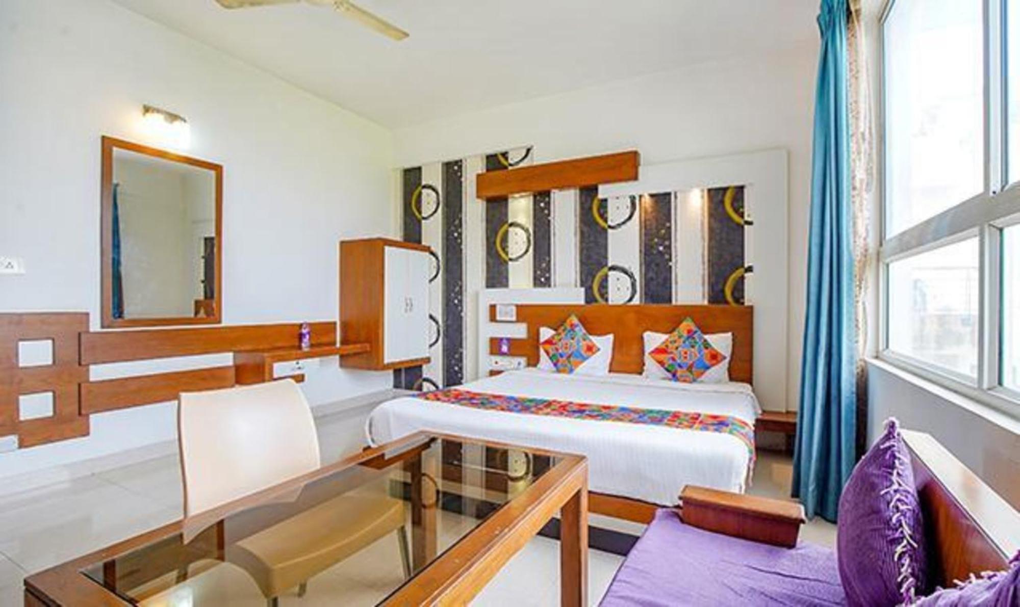Fabhotel Emirates Suites - Sarjapur Road Бангалор Экстерьер фото