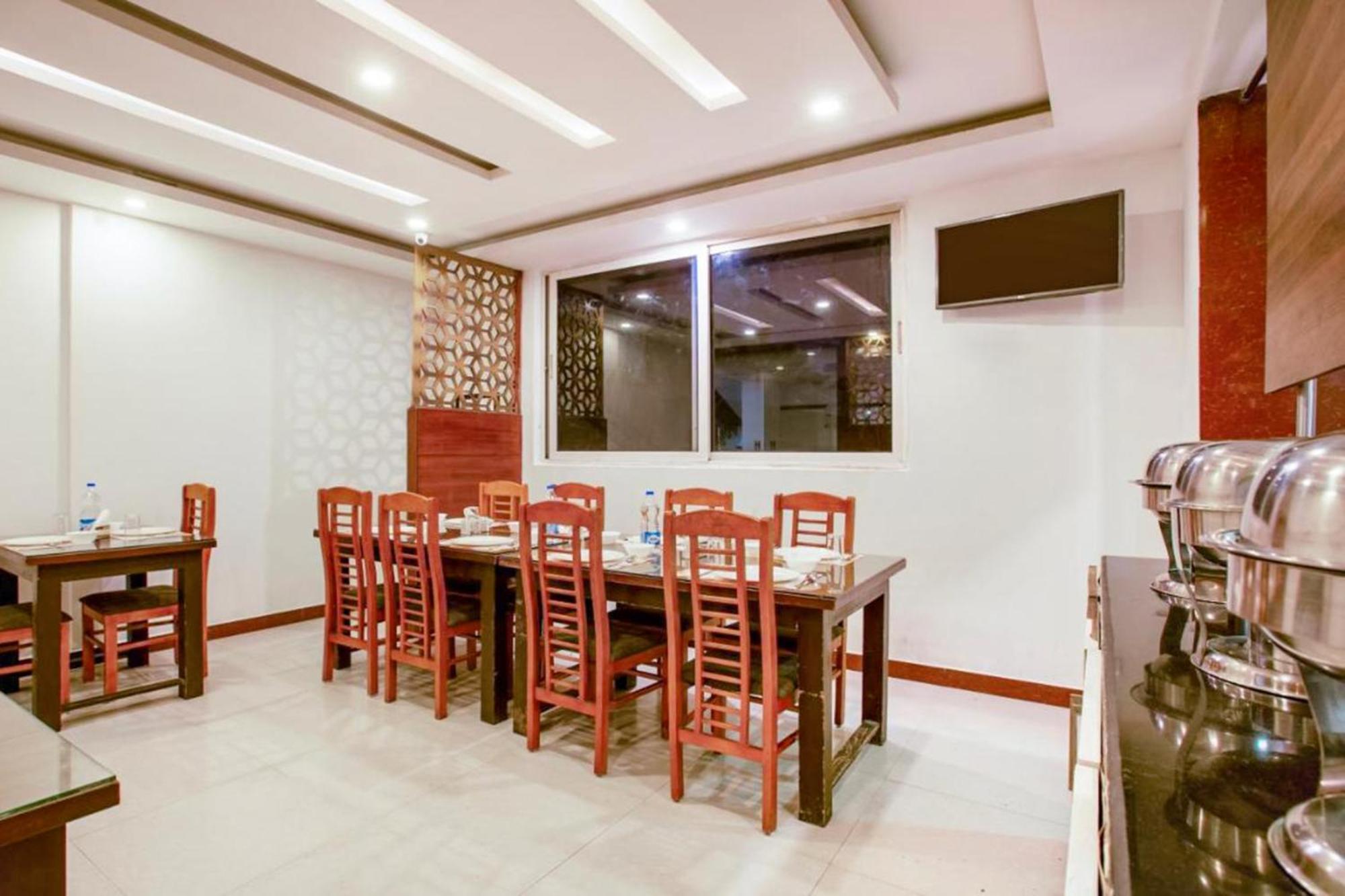 Fabhotel Emirates Suites - Sarjapur Road Бангалор Экстерьер фото
